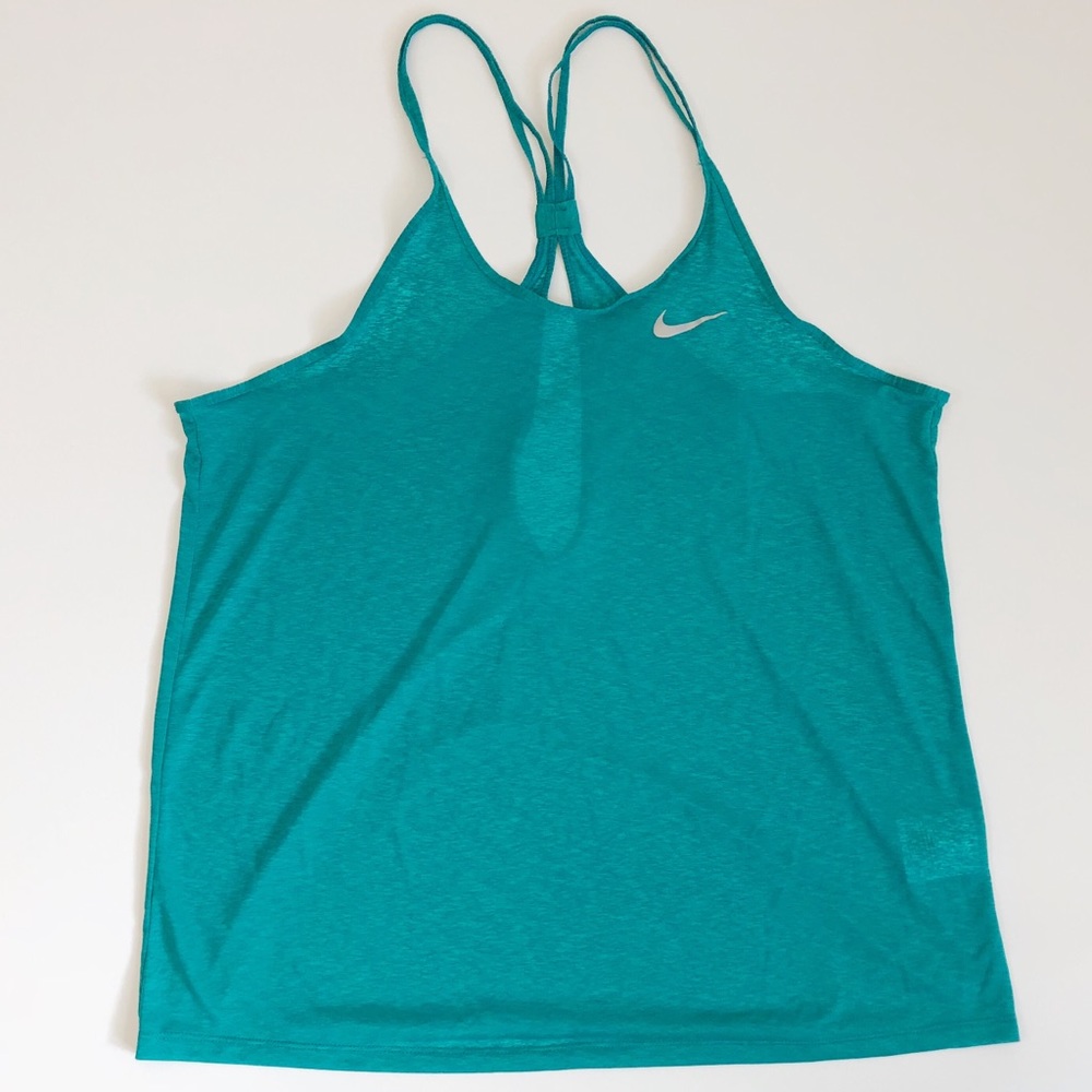 Nike Dri-Fit Light Weight Shirt || L ||